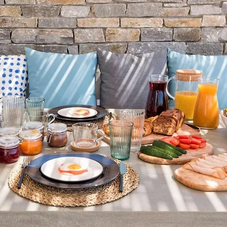Paros Sleeps 8 Pool Air Con Wifi T714111 باروس