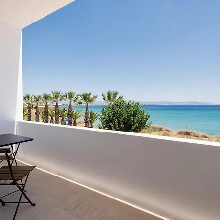 Paros Sleeps 8 Pool Air Con Wifi T714111 * Páros